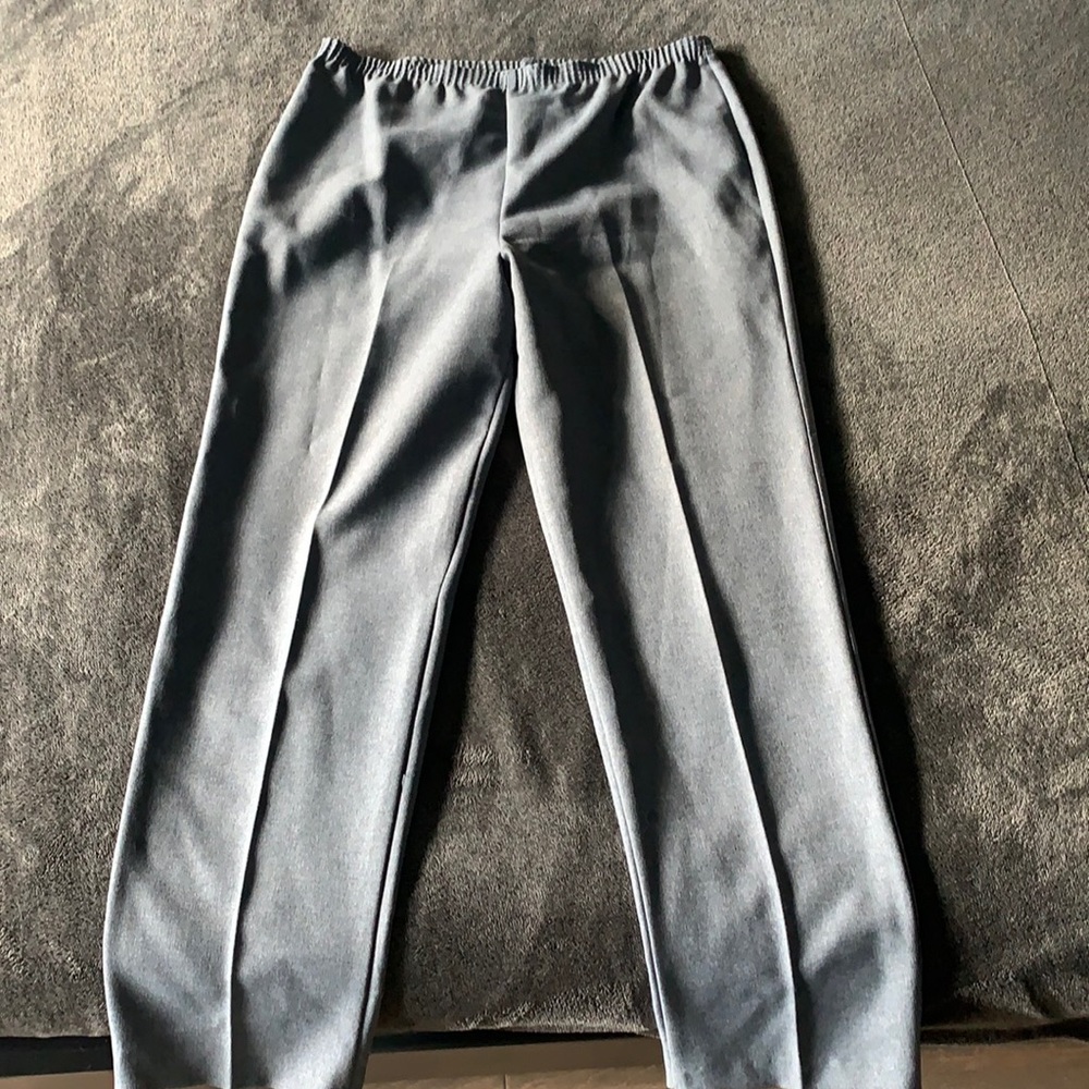 Heathered grey straight leg dress pant!